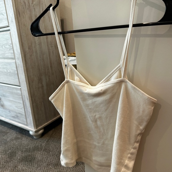 Tank - Picture 2 of 2